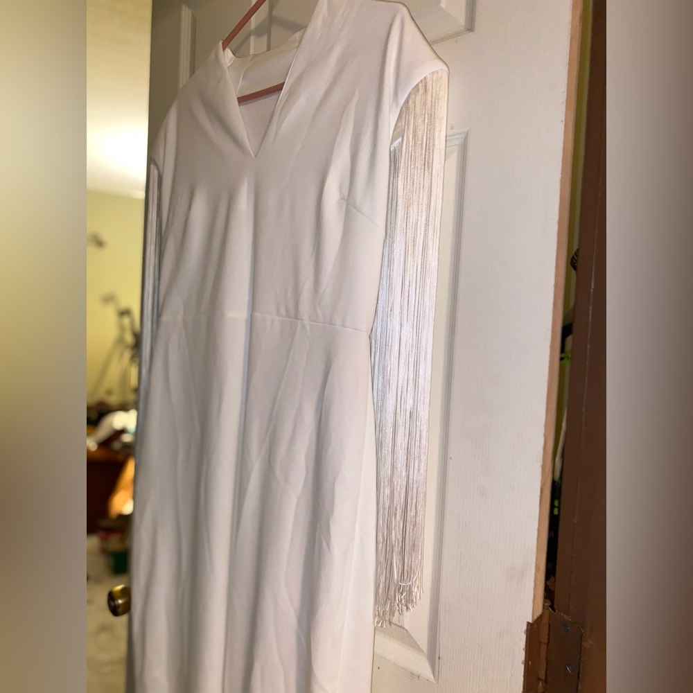 SHEIN Elegant White Dress with fringe - Picture 2 of 9